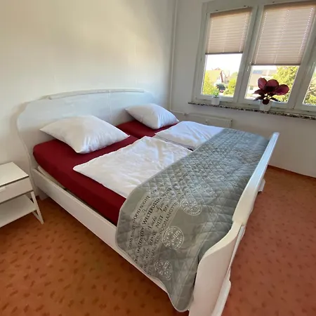 Mit Loggia Und Traumblick Apartament Heinrichsort