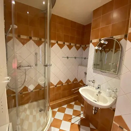 Mit Loggia Und Traumblick